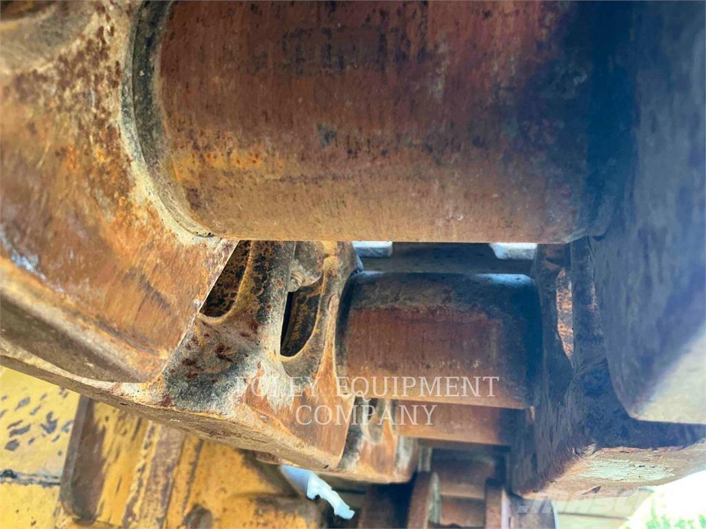 CAT 953C Верижен товарач