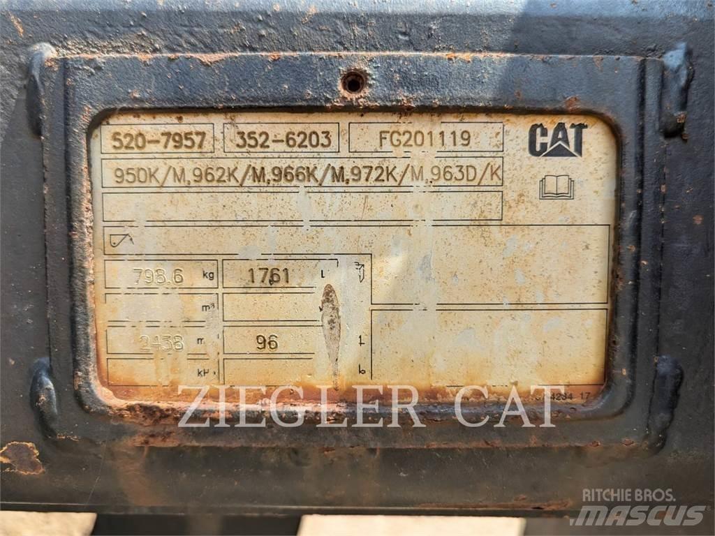 CAT 953KLGP Верижен товарач