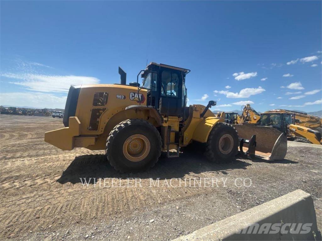 CAT 962 QC Колесни товарачи