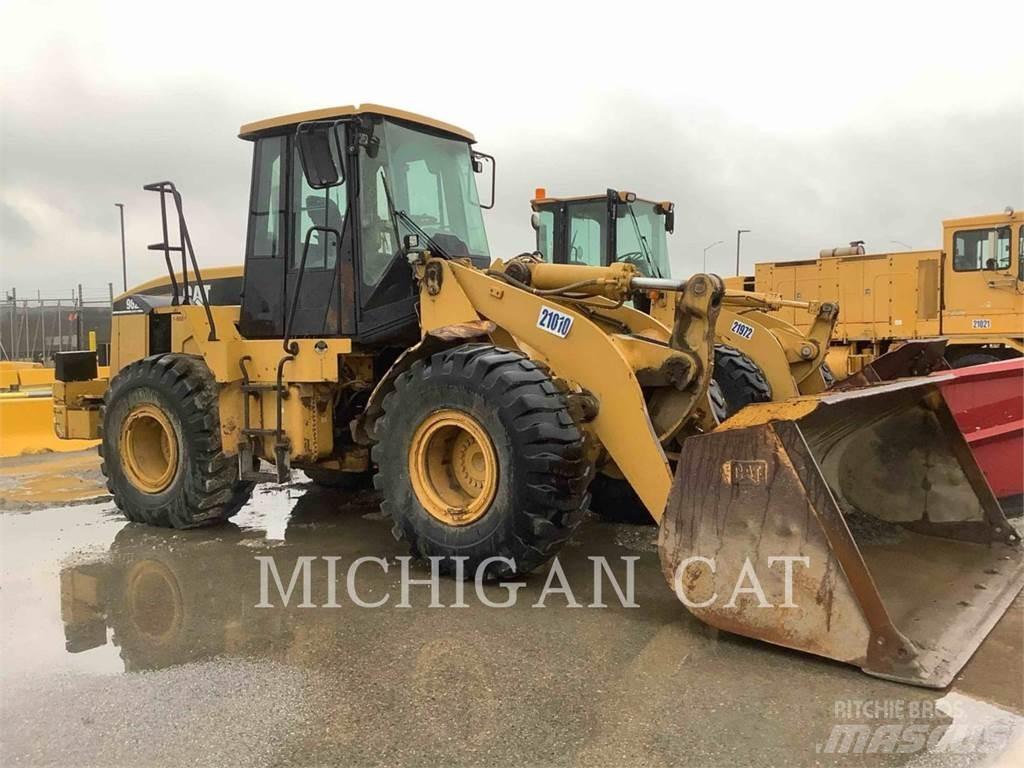 CAT 962G Колесни товарачи