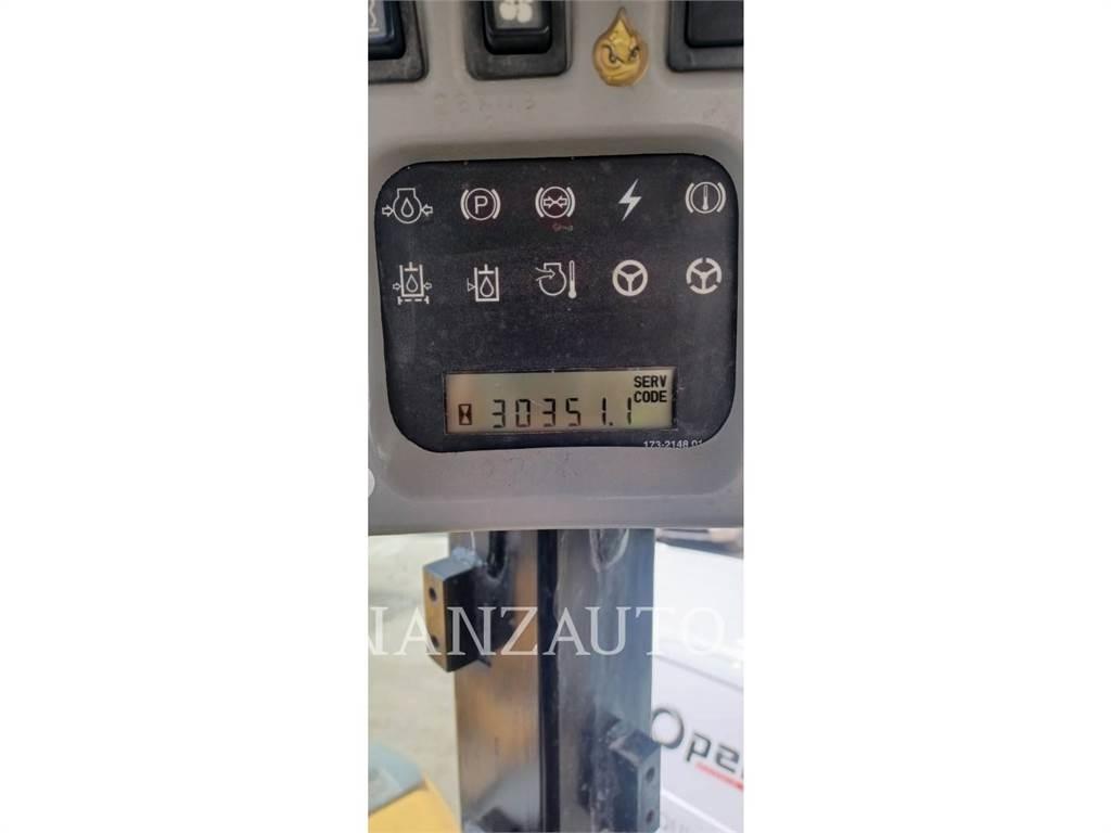 CAT 962G II Колесни товарачи