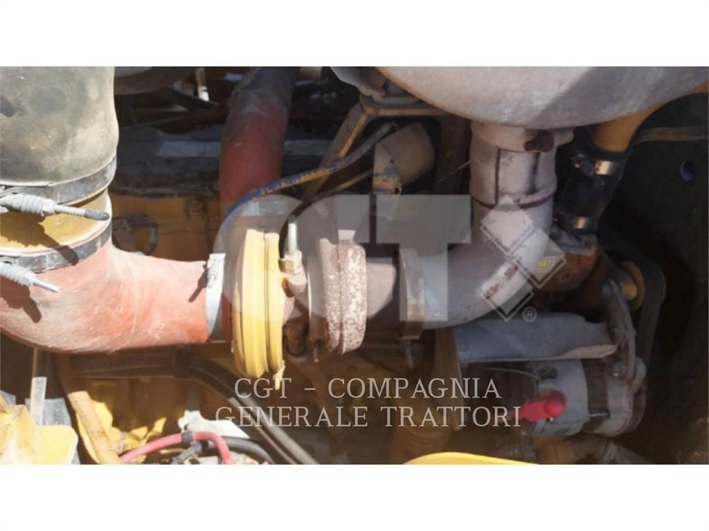 CAT 962H Колесни товарачи