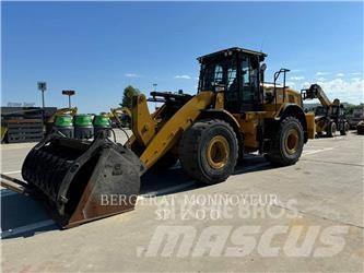 CAT 962M Колесни товарачи