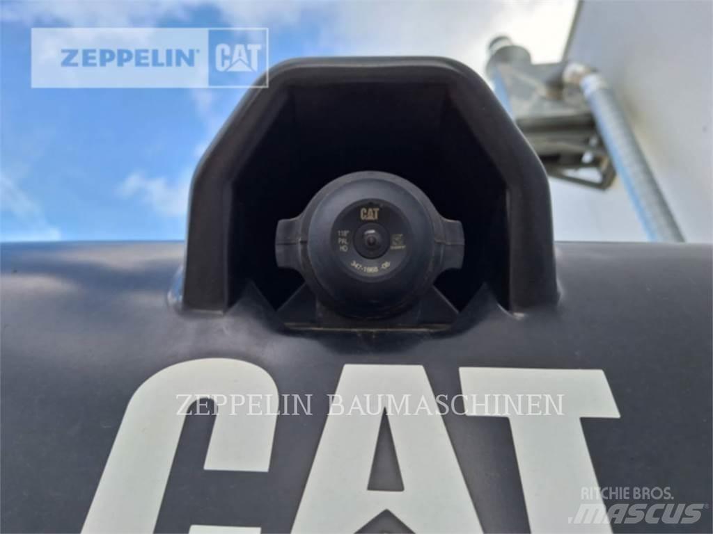 CAT 962M Колесни товарачи