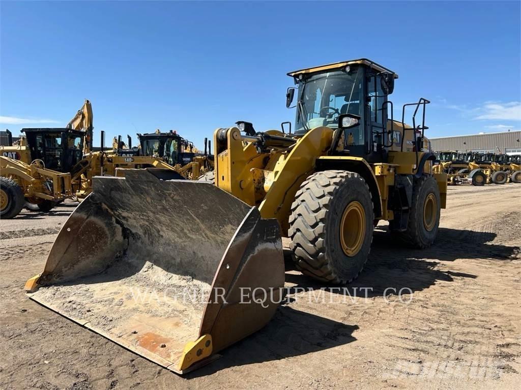 CAT 962M Колесни товарачи