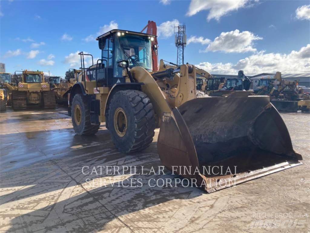 CAT 962M Колесни товарачи