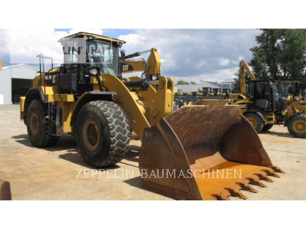 CAT 962M Колесни товарачи