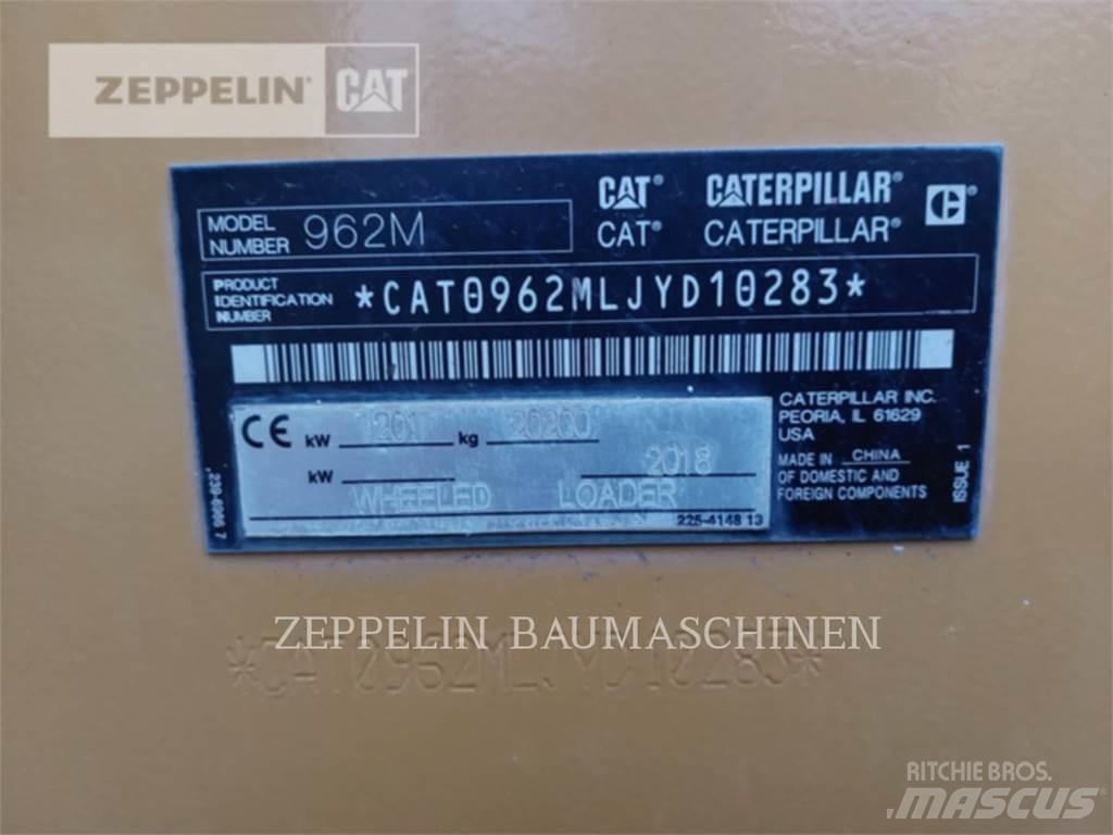 CAT 962M Колесни товарачи