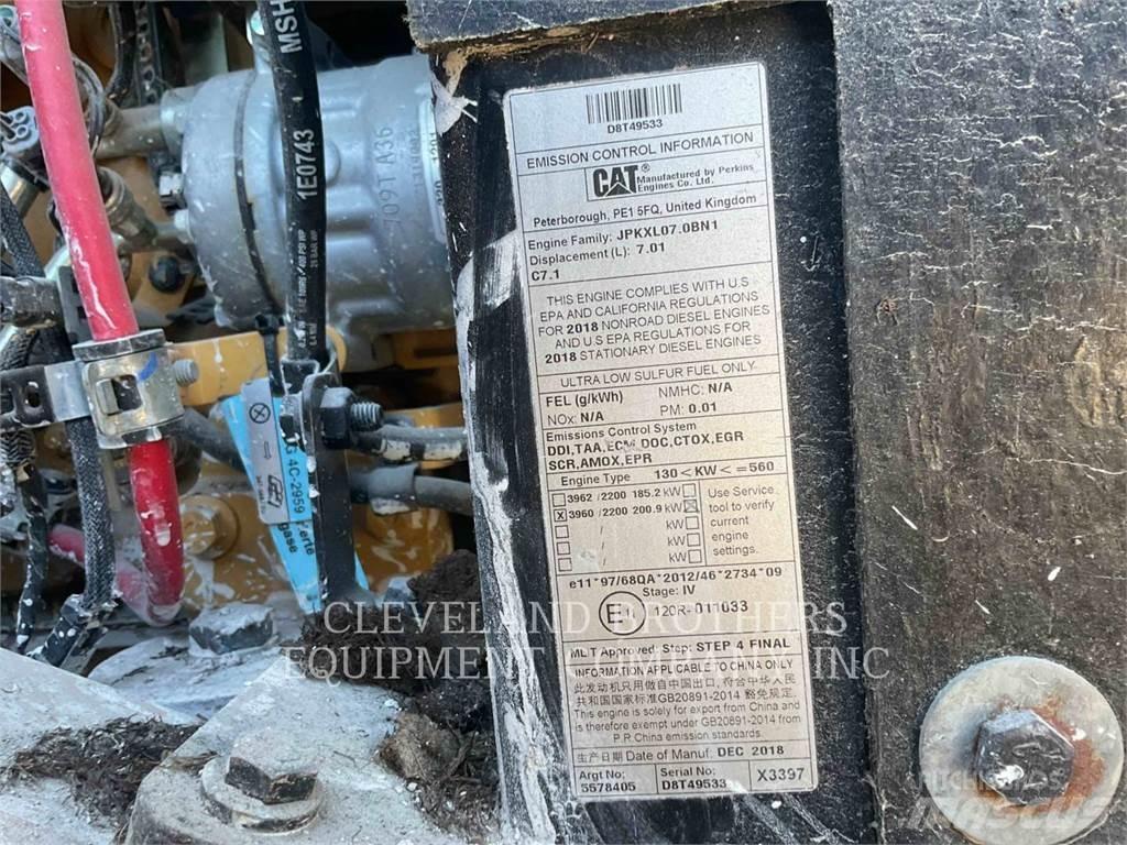 CAT 962M Колесни товарачи