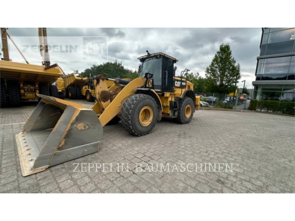 CAT 962M Колесни товарачи