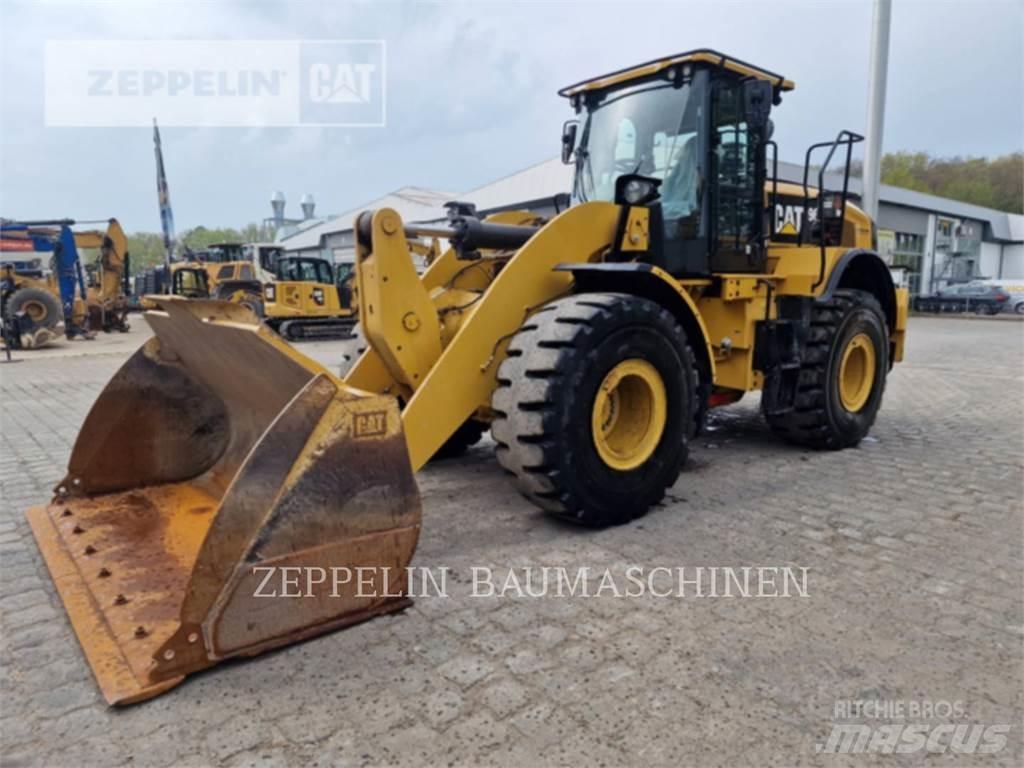 CAT 962M Колесни товарачи