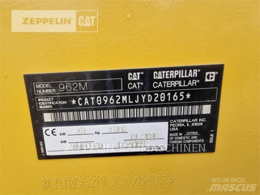CAT 962M Колесни товарачи