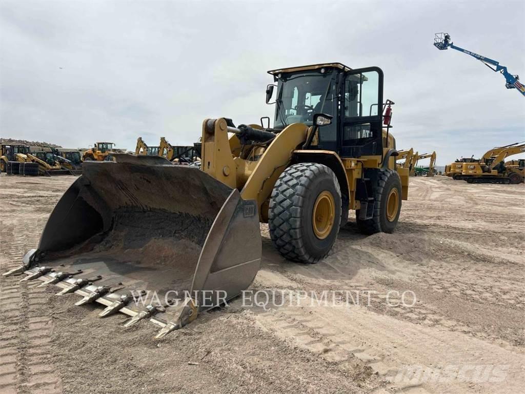 CAT 962M FC Колесни товарачи