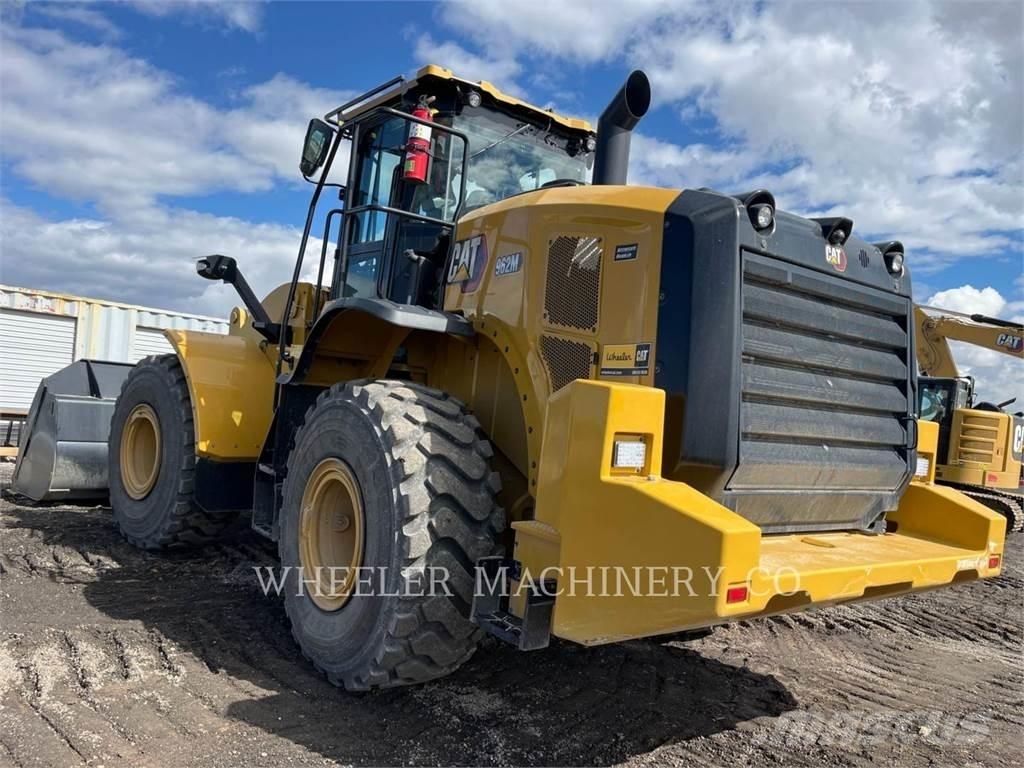 CAT 962M QC Колесни товарачи