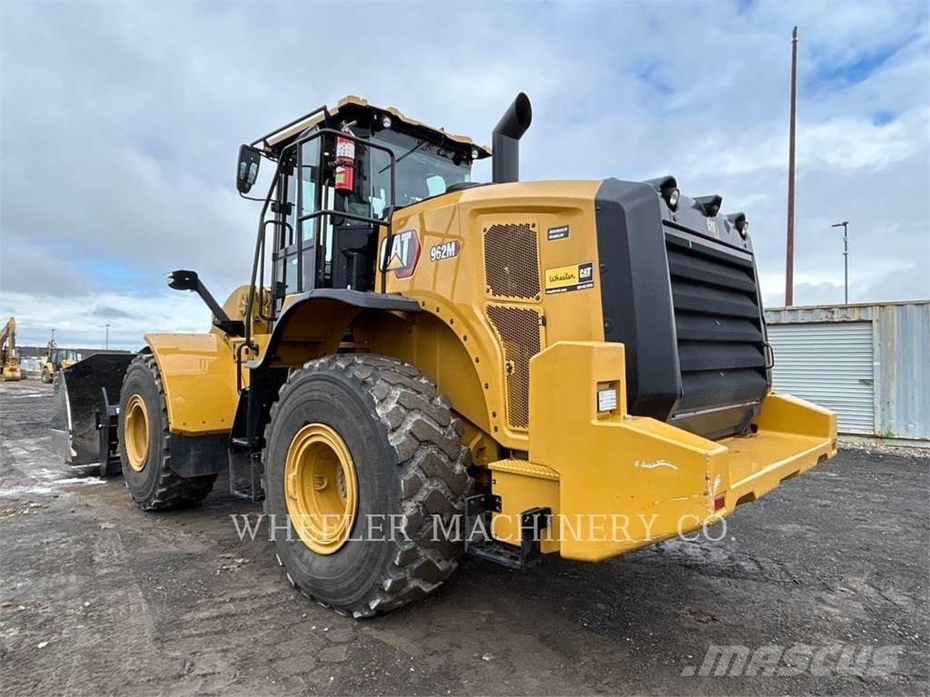 CAT 962M QC 3V Колесни товарачи