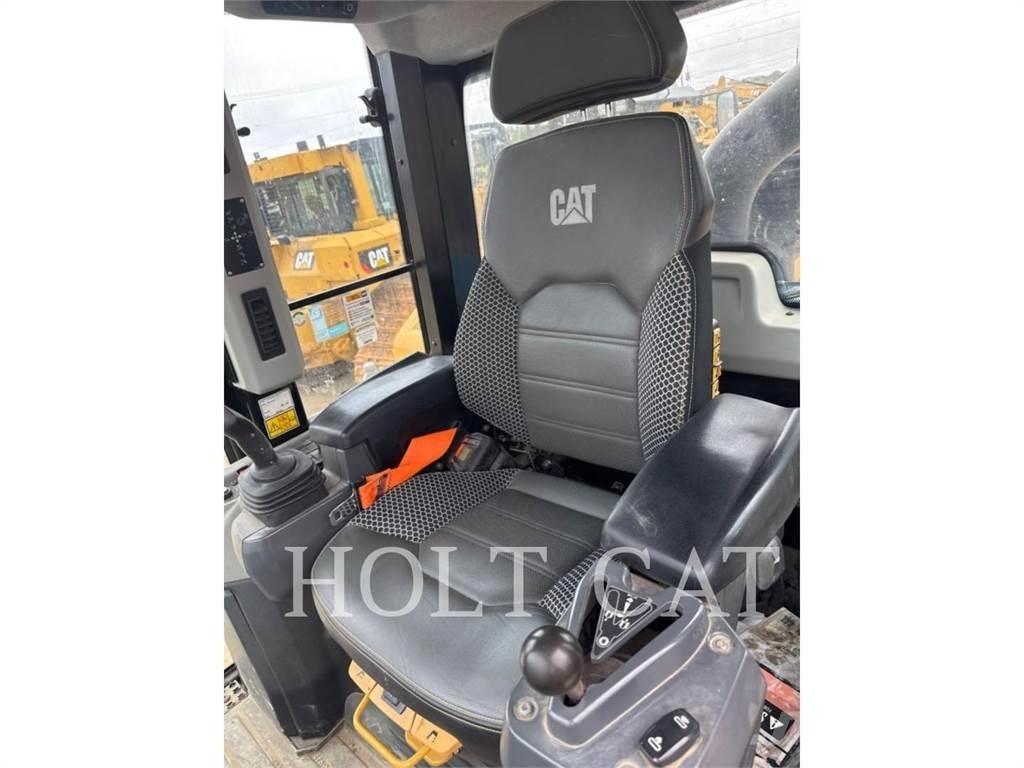 CAT 963 Верижен товарач