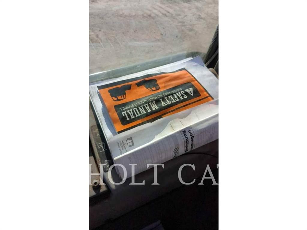 CAT 963 Верижен товарач