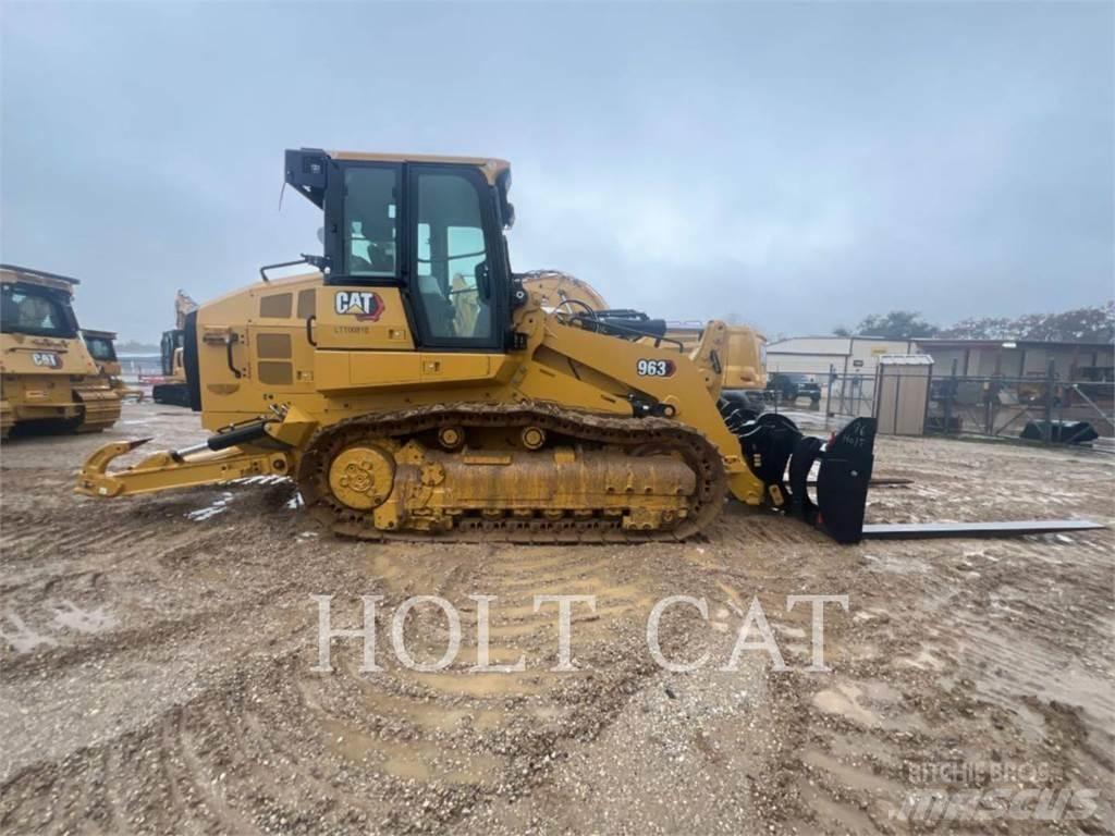 CAT 963 Колесни товарачи