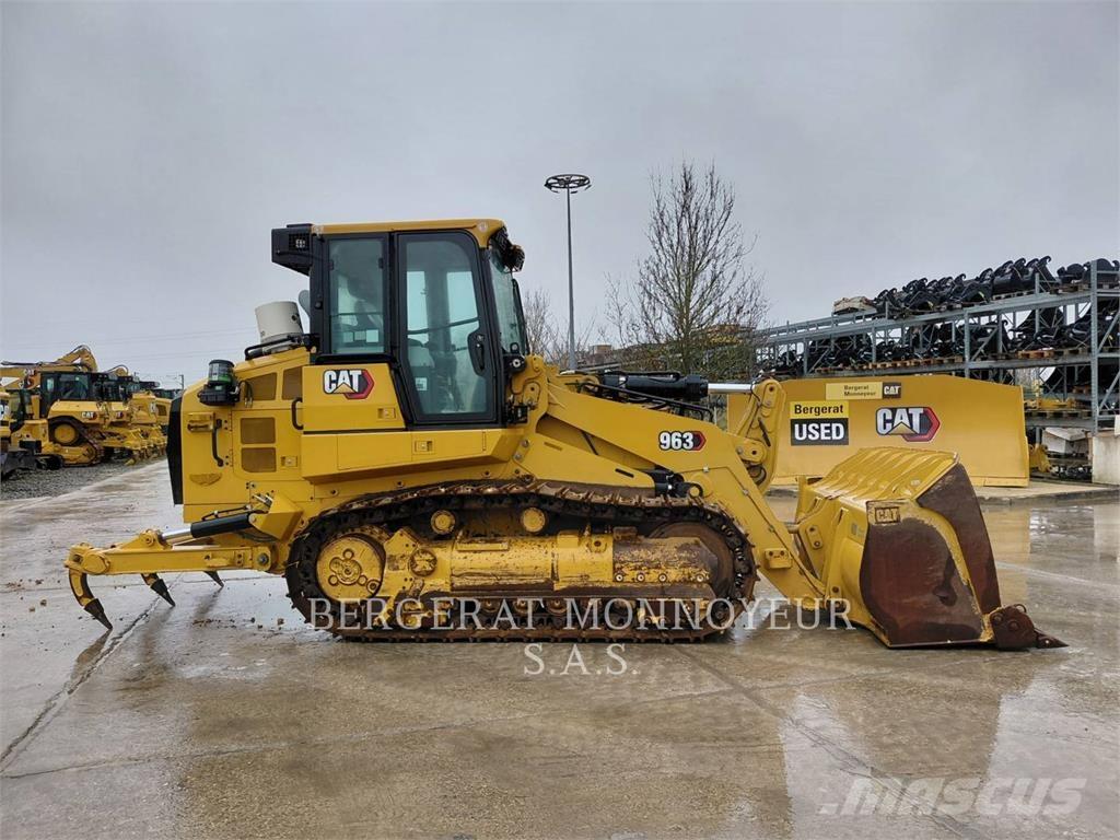 CAT 963 Верижен товарач