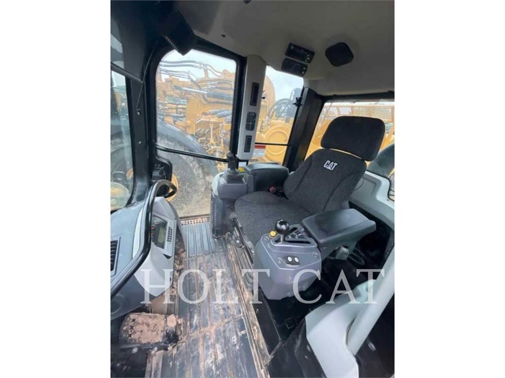 CAT 963K Верижен товарач