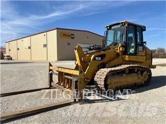 CAT 963K Верижен товарач