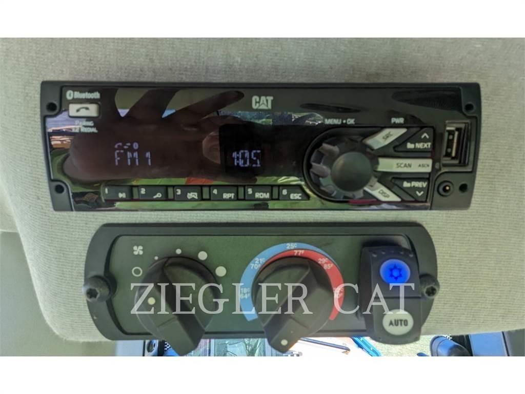 CAT 963K Верижен товарач