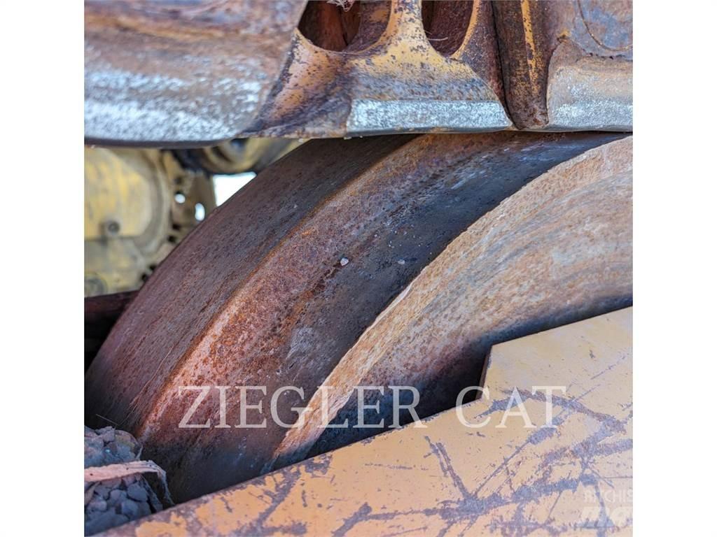 CAT 963K Верижен товарач
