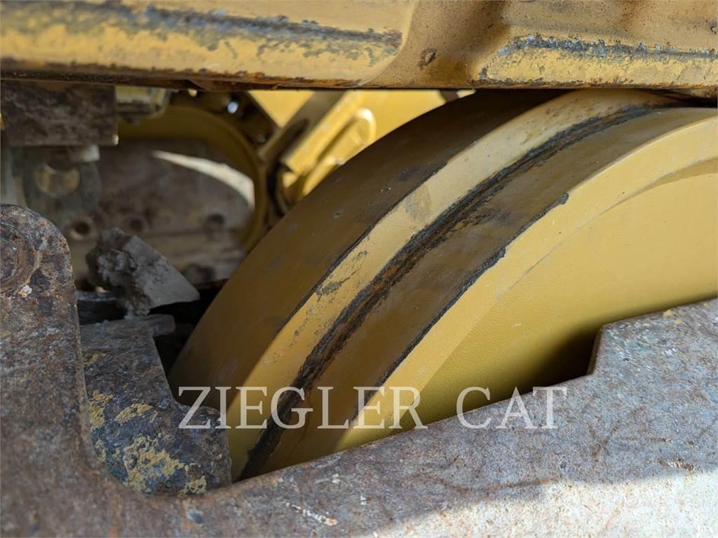 CAT 963K Верижен товарач