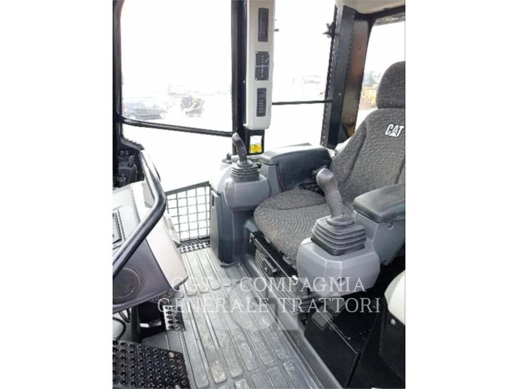 CAT 963K Верижен товарач