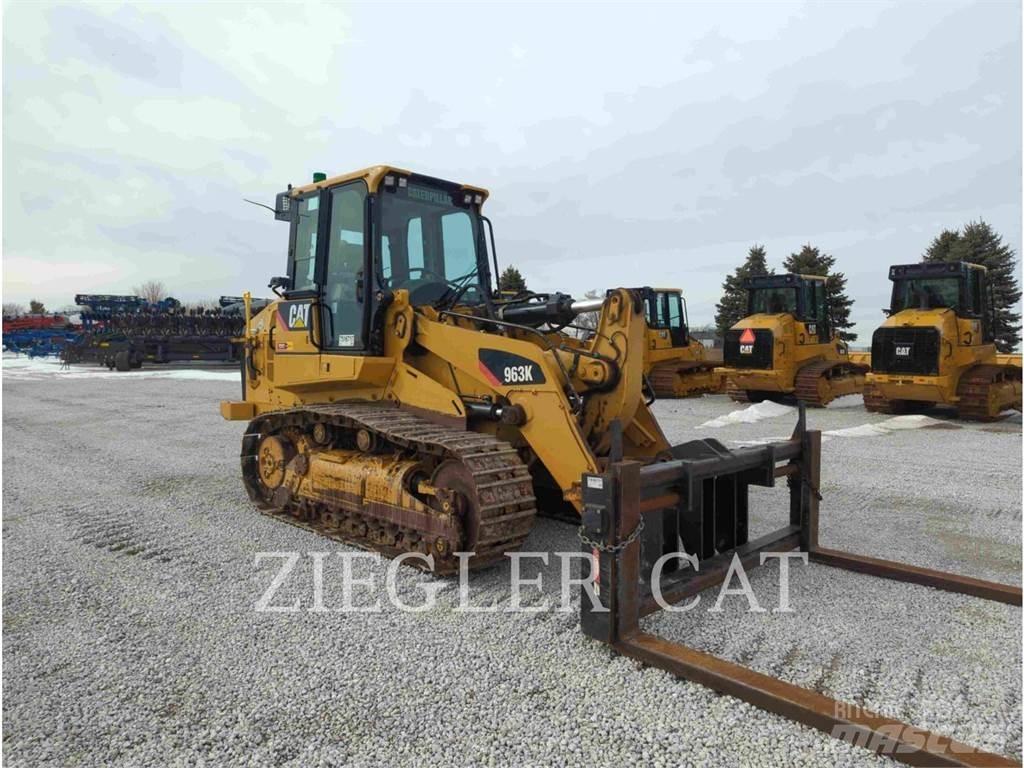 CAT 963K Верижен товарач