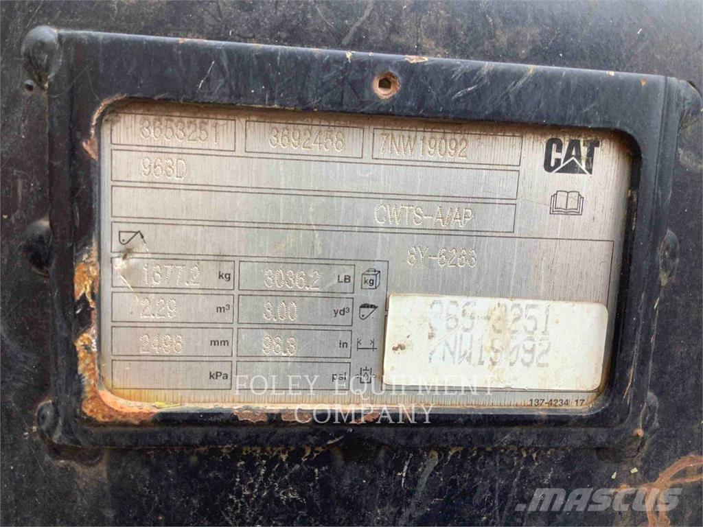 CAT 963K Верижен товарач