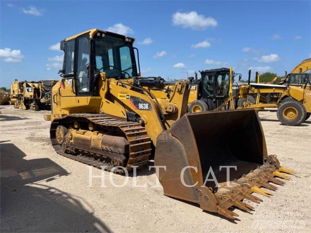 CAT 963K Верижен товарач