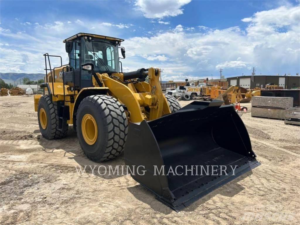 CAT 966 Колесни товарачи