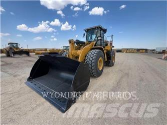 CAT 966 Колесни товарачи