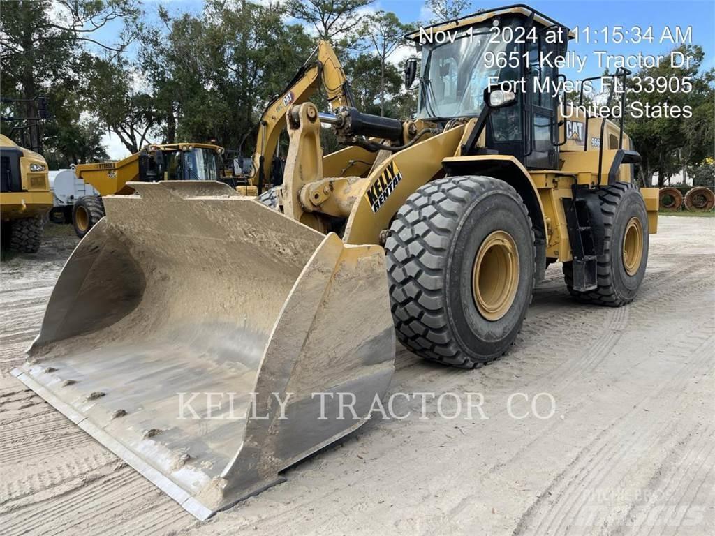 CAT 966 Колесни товарачи