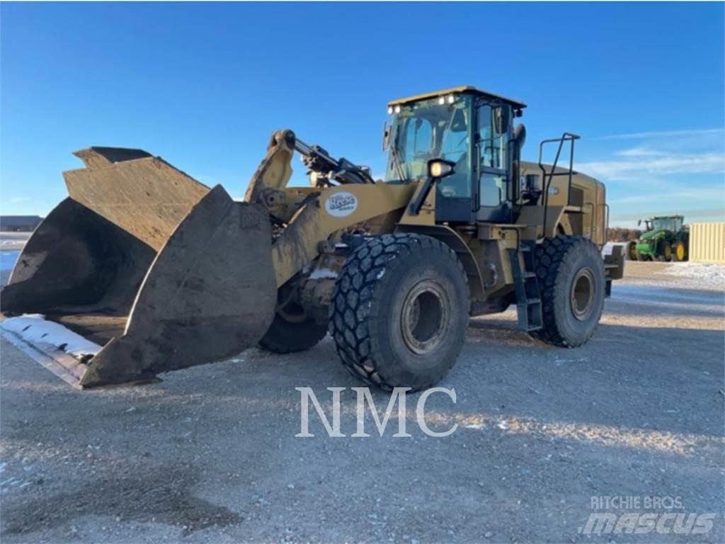 CAT 966 Колесни товарачи