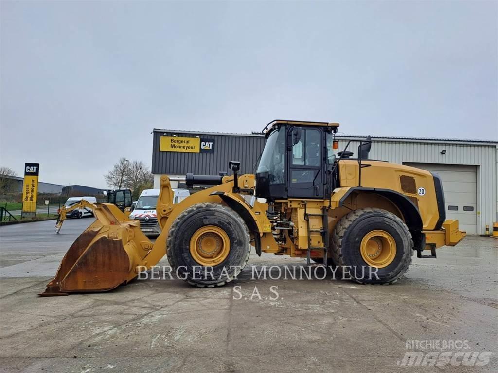 CAT 966 Колесни товарачи