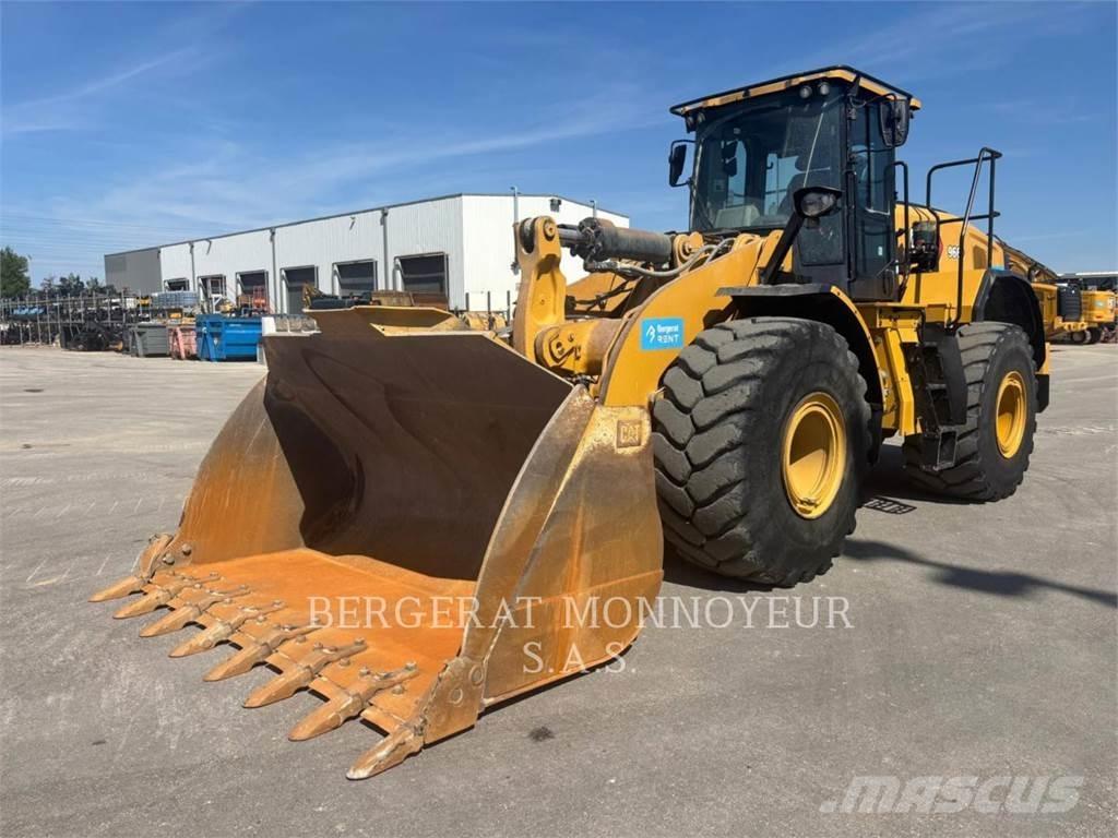 CAT 966 Колесни товарачи