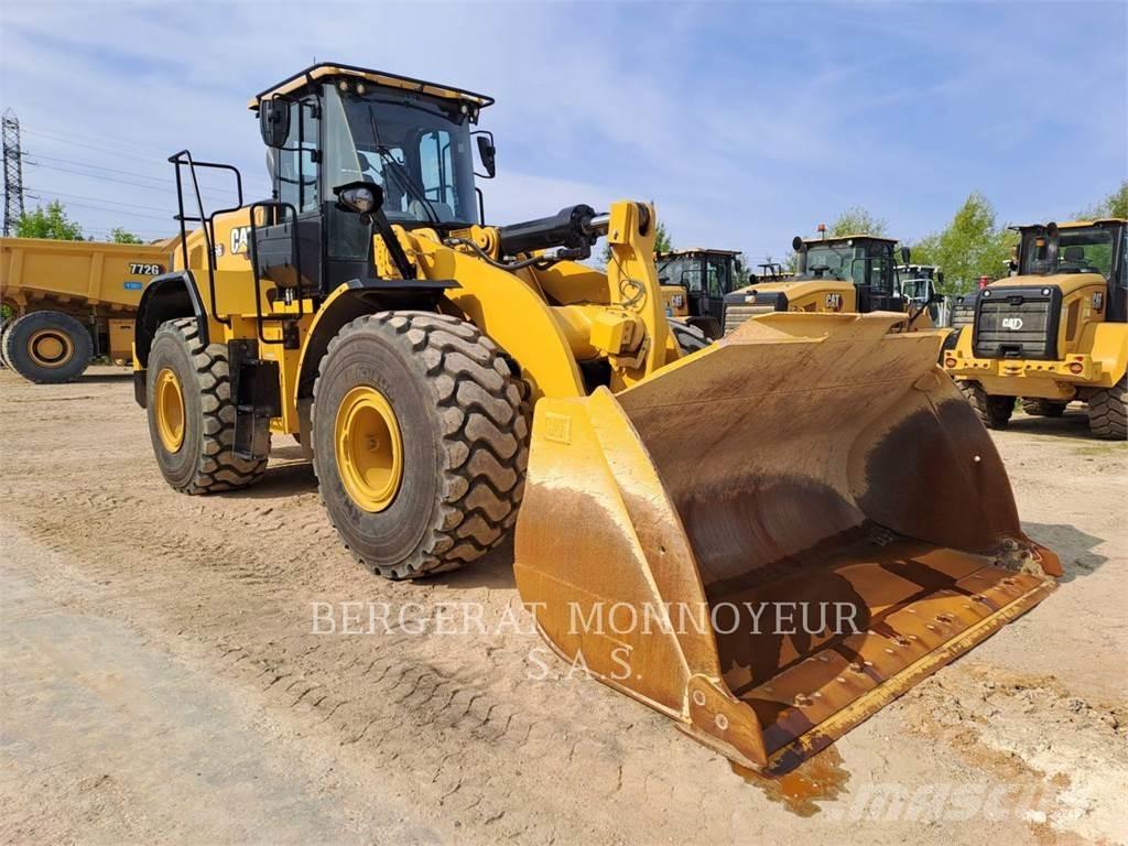 CAT 966 Колесни товарачи