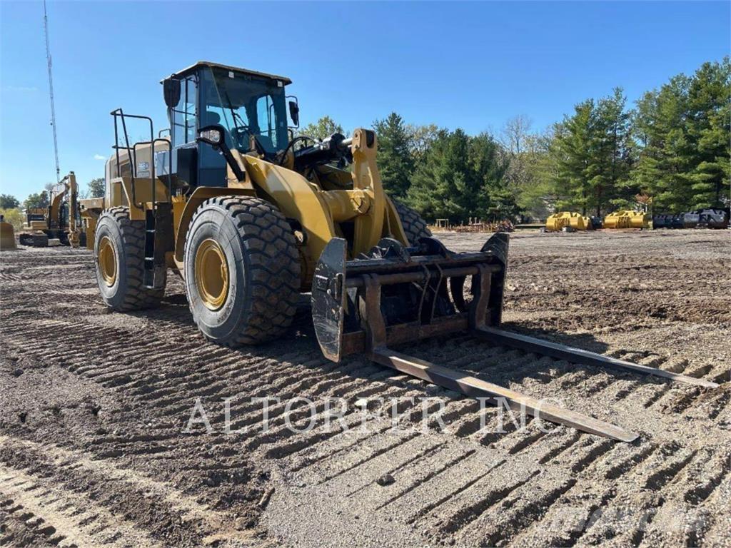 CAT 966-01GC Колесни товарачи