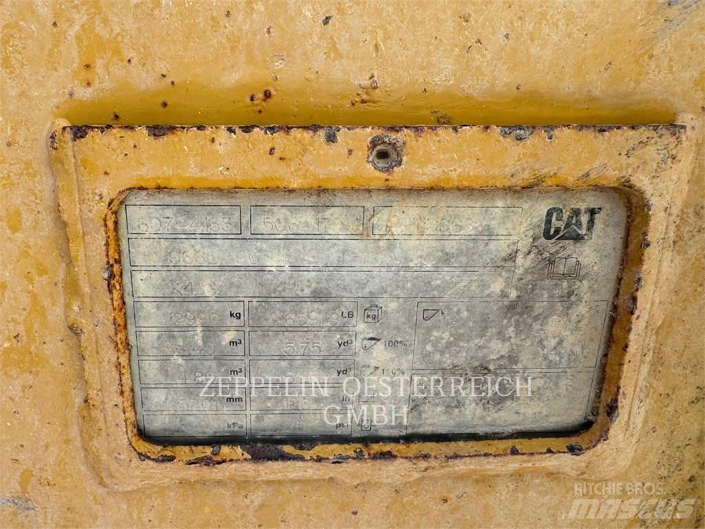 CAT 966-14 Колесни товарачи