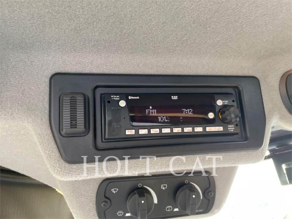 CAT 966 QC Колесни товарачи