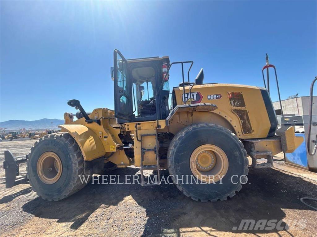 CAT 966 XE QC Колесни товарачи