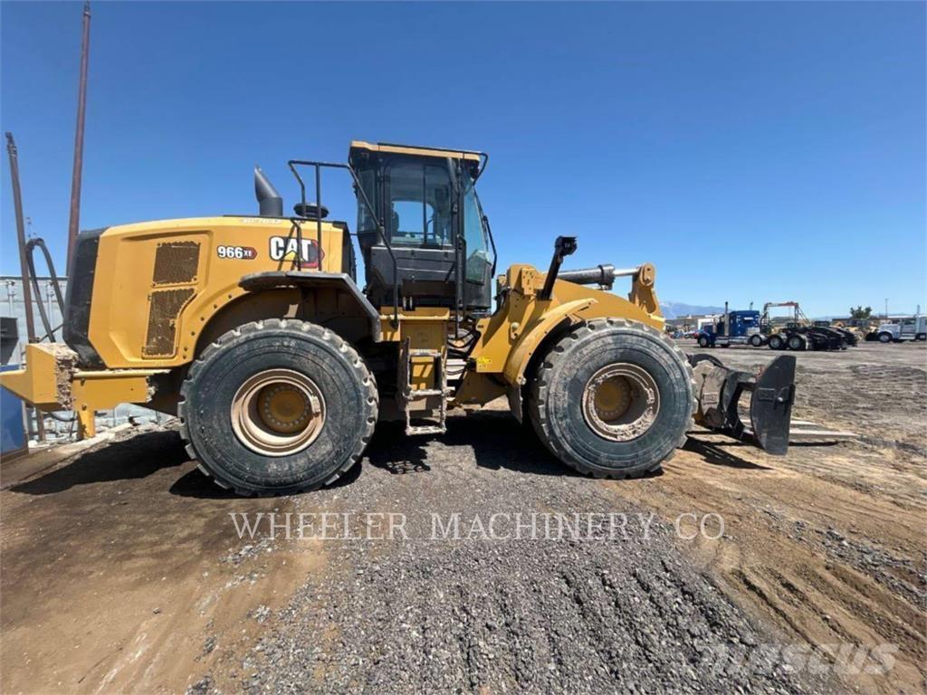 CAT 966 XE QC Колесни товарачи