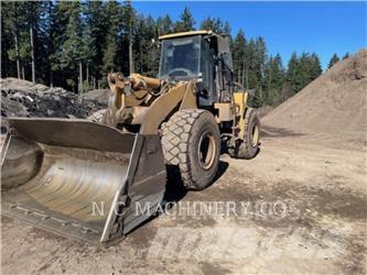 CAT 966G Колесни товарачи