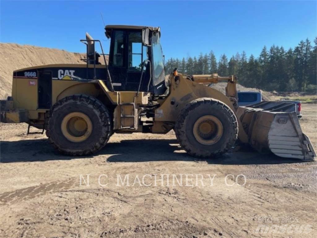 CAT 966G Колесни товарачи