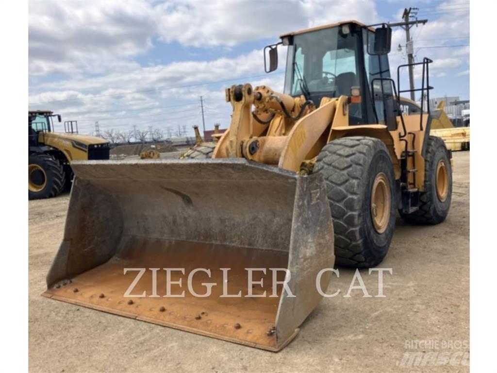 CAT 966G Колесни товарачи