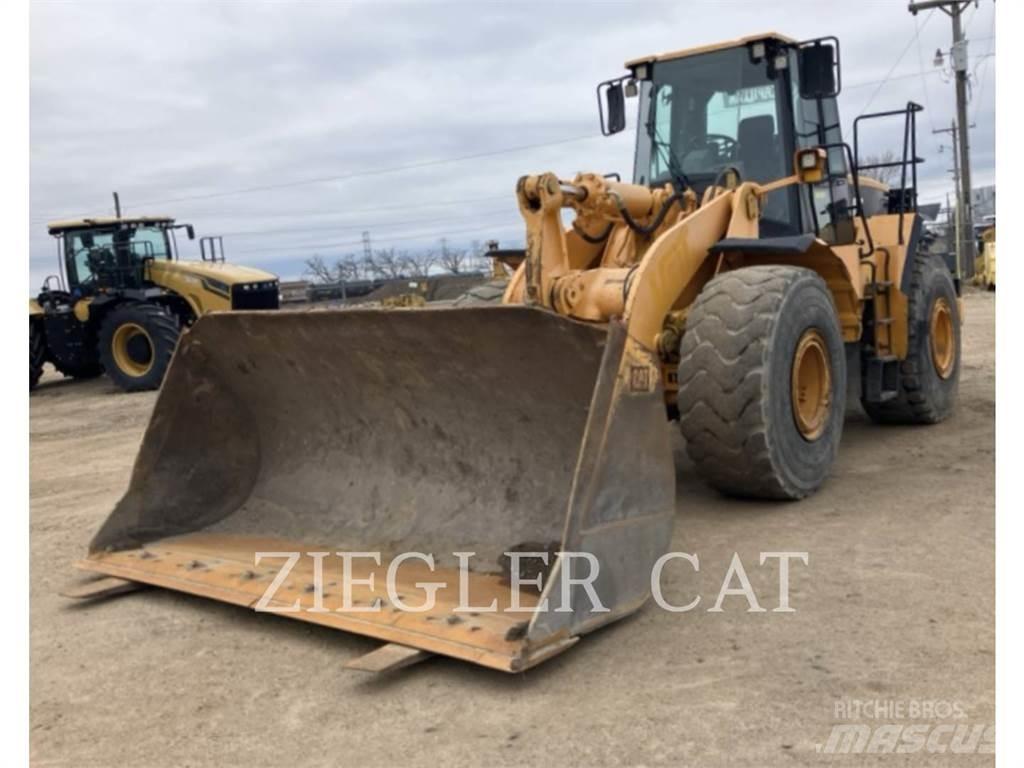 CAT 966G Колесни товарачи