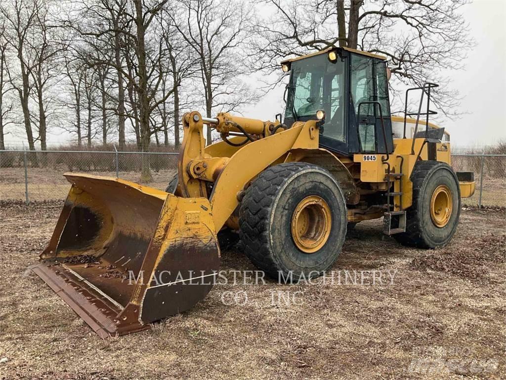 CAT 966G Колесни товарачи