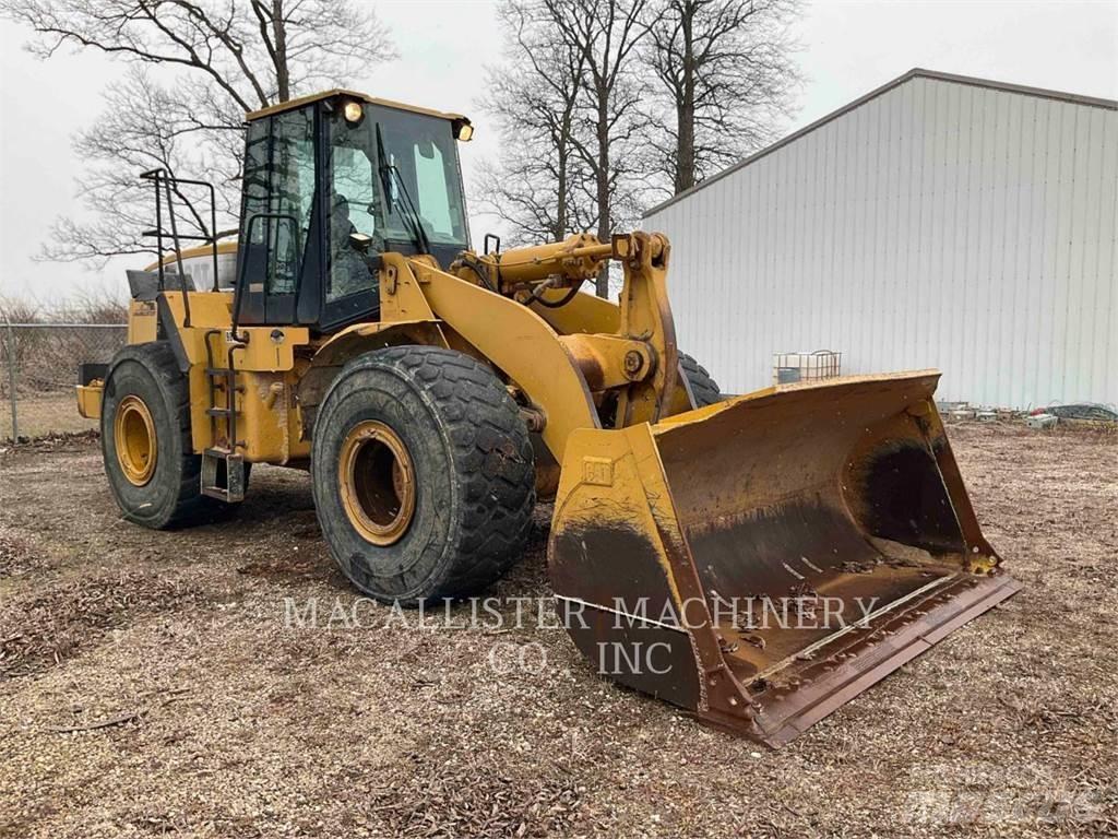 CAT 966G Колесни товарачи